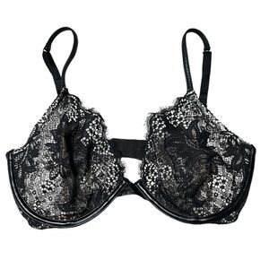 Victoria's Secret Very Sexy‎ Unlined Plunge Bra 32DDD Black Lace Underwire